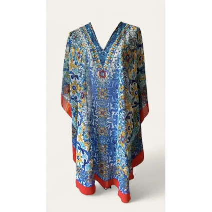 6pk: Rød m blå kant kaftan